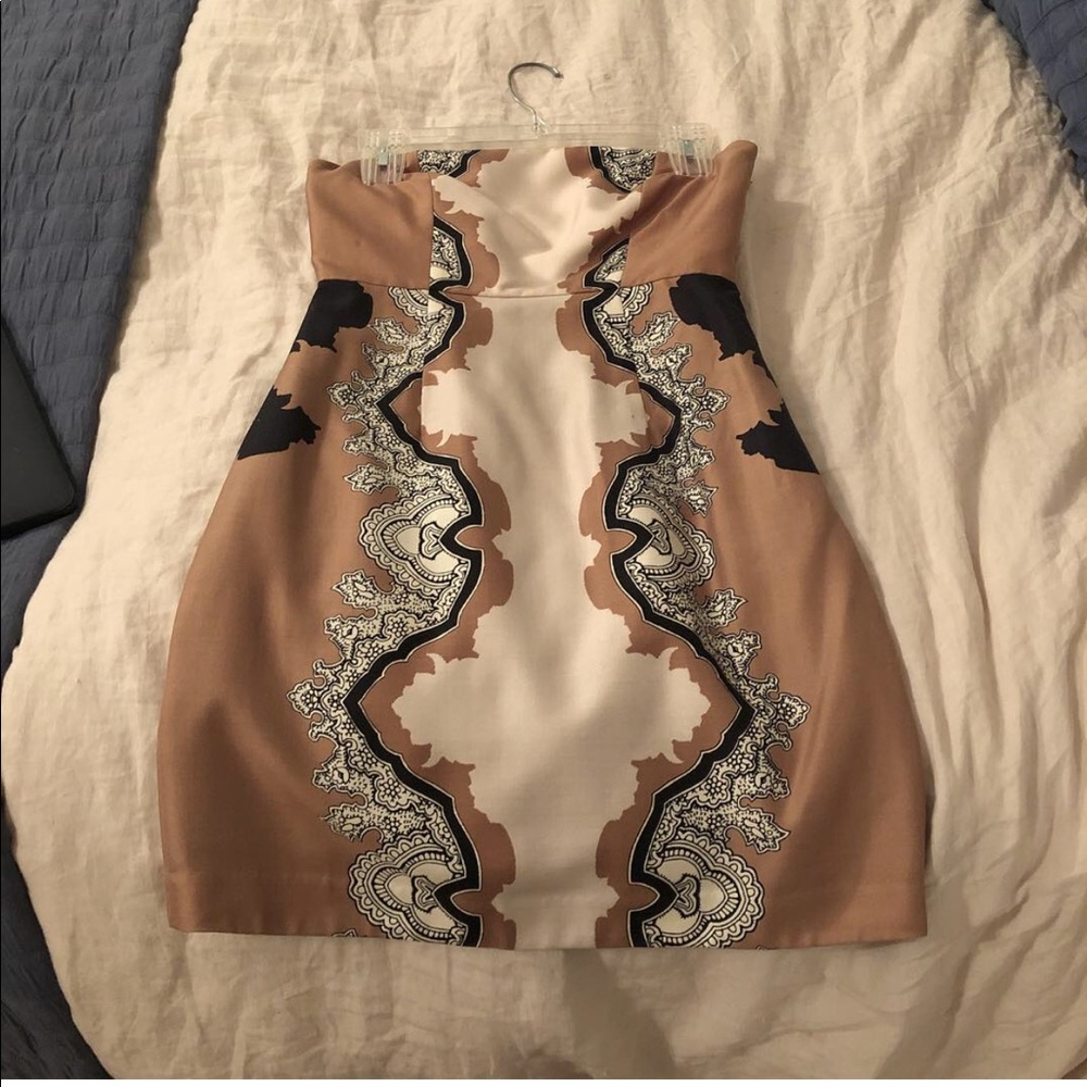 Strapless tibi dress